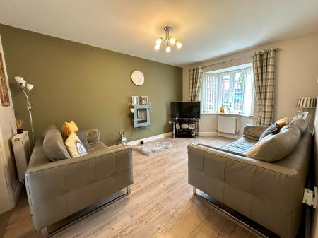 4 bedroom Detached house for sale in Stafford Road, Wednesbury, Wednesbury, WS10