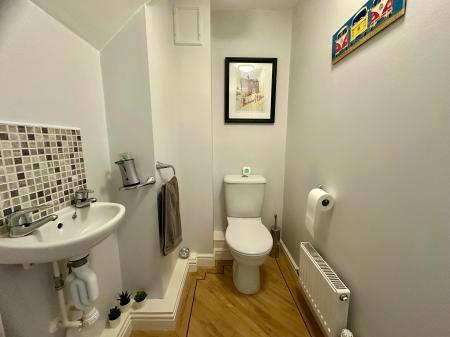 4 bedroom Detached house for sale in Stafford Road, Wednesbury, Wednesbury, WS10