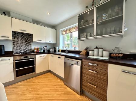 4 bedroom Detached house for sale in Stafford Road, Wednesbury, WS10