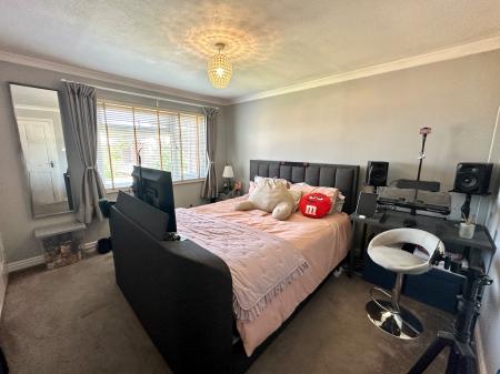 3 bedroom Detached house for sale in St Benedicts Close, West Bromwich, B70