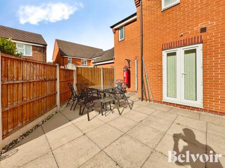 4 bedroom Semi-detached house for sale in Crew Drive, Tipton, DY4