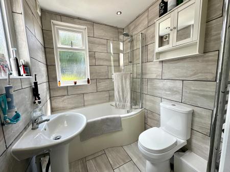 4 bedroom Terraced House for sale in Sheldon Avenue, Wednesbury, Wednesbury, WS10