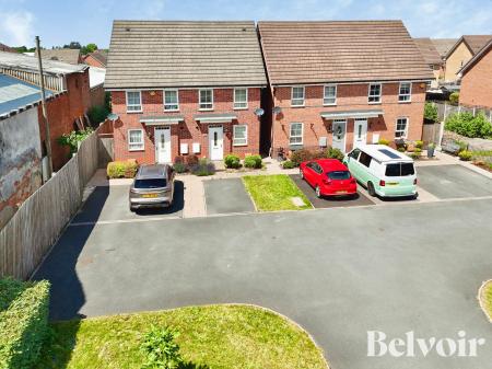 2 bedroom Semi-detached house for sale in Bright Street, Wednesbury, Wednesbury, WS10