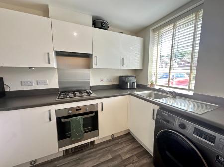 2 bedroom Semi-detached house for sale in Bright Street, Wednesbury, Wednesbury, WS10