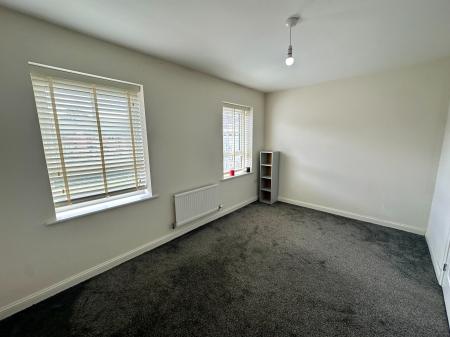 2 bedroom Semi-detached house for sale in Bright Street, Wednesbury, Wednesbury, WS10