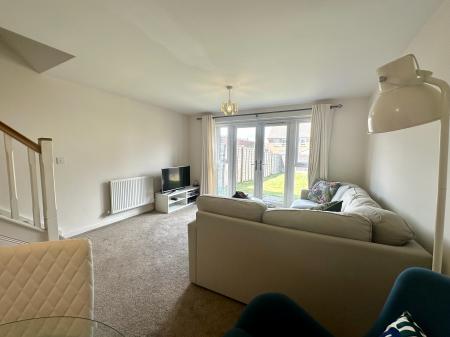2 bedroom Semi-detached house for sale in Bright Street, Wednesbury, Wednesbury, WS10