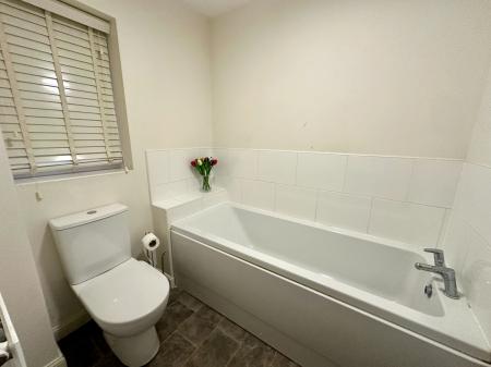 2 bedroom Semi-detached house for sale in Bright Street, Wednesbury, Wednesbury, WS10