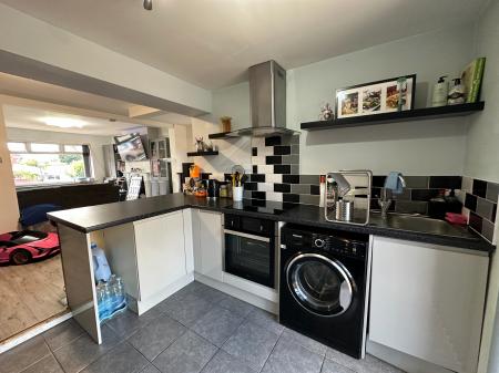 2 bedroom Semi-detached house for sale in Heath Lane, West Bromwich, B71
