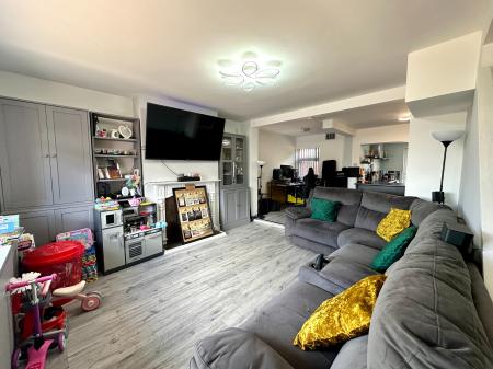2 bedroom Semi-detached house for sale in Heath Lane, West Bromwich, B71