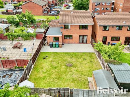 4 bedroom Detached house for sale in Bell Street, Wednesbury, Wednesbury, WS10