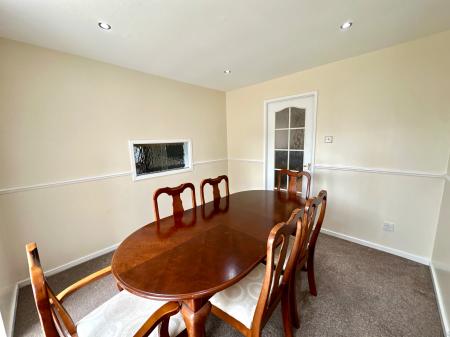 4 bedroom Detached house for sale in Bell Street, Wednesbury, Wednesbury, WS10