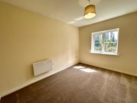 2 bedroom Apartment for sale in The Avenue, Darlaston, Wednesbury, WS10