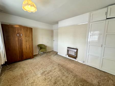 3 bedroom Semi-detached house for sale in Dingley Road, Wednesbury, Wednesbury, WS10