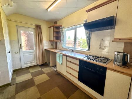 3 bedroom Semi-detached house for sale in Dingley Road, Wednesbury, Wednesbury, WS10