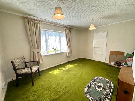 3 bedroom Semi-detached house for sale in Dingley Road, Wednesbury, Wednesbury, WS10