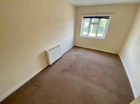 1 bedroom Flat to let in Walsall Street, Wednesbury, WS10