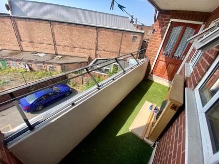 1 bedroom Flat to let in Walsall Street, Wednesbury, WS10