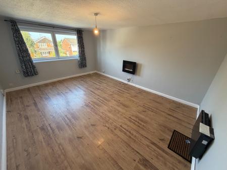 1 bedroom Flat to let in Trouse Lane, Wednesbury, WS10