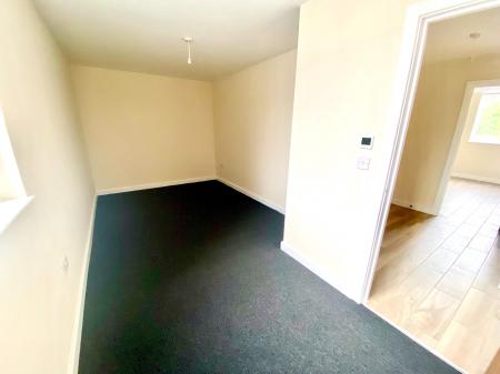2 bedroom Apartment to let in High Street, Aldridge, WS9