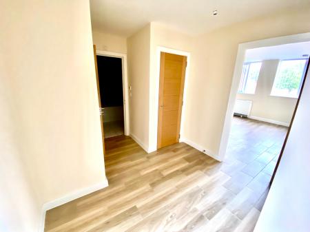 2 bedroom Apartment to let in High Street, Aldridge, WS9