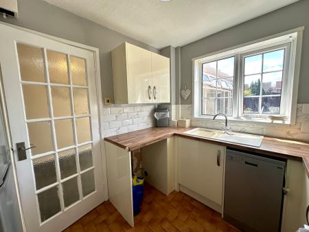 3 bedroom End of terrace house for sale in Brookfield Way, Tipton, DY4