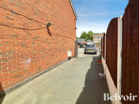 3 bedroom End of terrace house for sale in Brookfield Way, Tipton, DY4