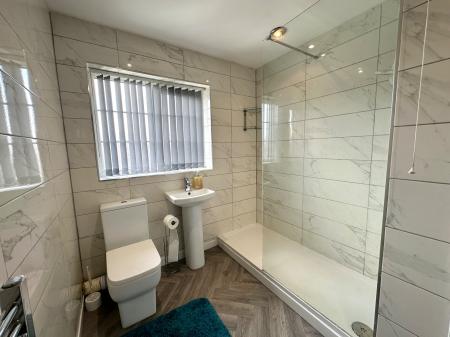 3 bedroom End of terrace house for sale in Brookfield Way, Tipton, DY4