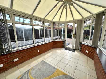 3 bedroom End of terrace house for sale in Brookfield Way, Tipton, DY4