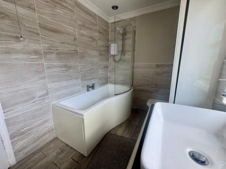 4 bedroom Semi-detached house for sale in Sutton Road, Moxley, Wednesbury, WS10