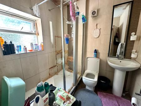 3 bedroom End of terrace house for sale in Trinity Street, West Bromwich, B70