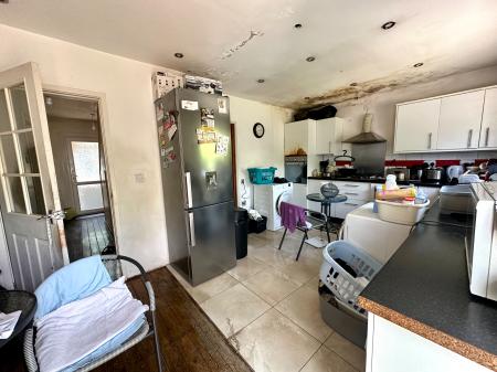 3 bedroom End of terrace house for sale in Trinity Street, West Bromwich, B70