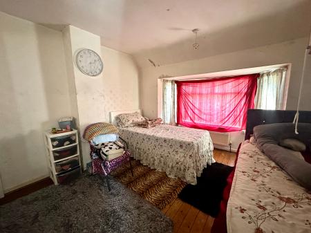 3 bedroom End of terrace house for sale in Trinity Street, West Bromwich, B70