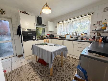 3 bedroom Semi-detached house for sale in Willow Avenue, Wednesbury, Wednesbury, WS10