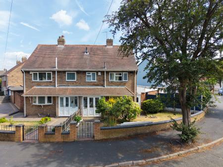3 bedroom Semi-detached house for sale in Willow Avenue, Wednesbury, Wednesbury, WS10
