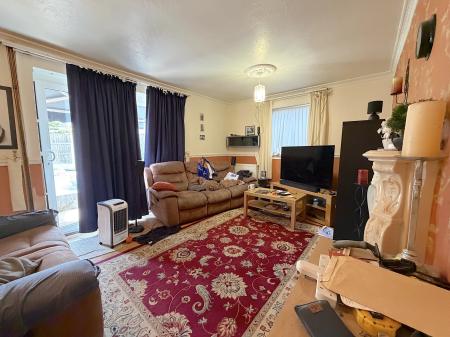 3 bedroom Semi-detached house for sale in Willow Avenue, Wednesbury, Wednesbury, WS10