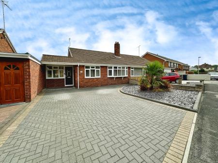 Hazel Road, Tipton, DY4