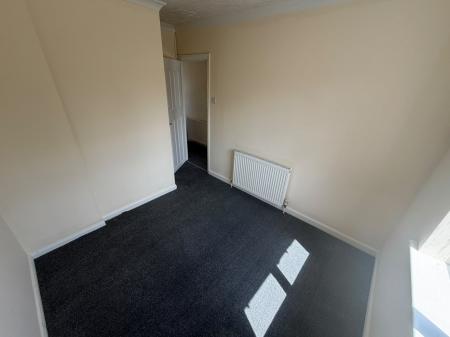 3 bedroom Semi-detached house to let in Barlow Road, Wednesbury, WS10
