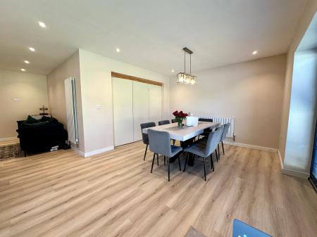 4 bedroom Semi-detached house for sale in Doe Bank Road, Tipton, DY4