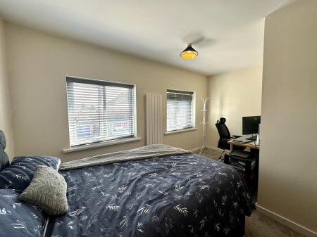 4 bedroom Semi-detached house for sale in Doe Bank Road, Tipton, DY4