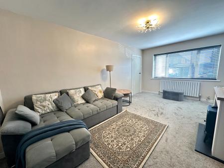 4 bedroom Semi-detached house for sale in Doe Bank Road, Tipton, DY4