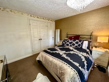 5 bedroom Detached house for sale in Redbourn Road, Turnberry Estate, Walsall, WS3