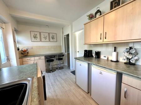 2 bedroom Terraced House for sale in Walton Road, Wednesbury, Wednesbury, WS10
