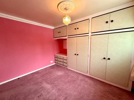 3 bedroom Semi-detached house for sale in Braemar Close, Willenhall, WV12