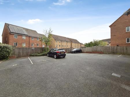 1 bedroom Flat for sale in Loxdale Sidings, Bilston, Wolverhampton, WV14
