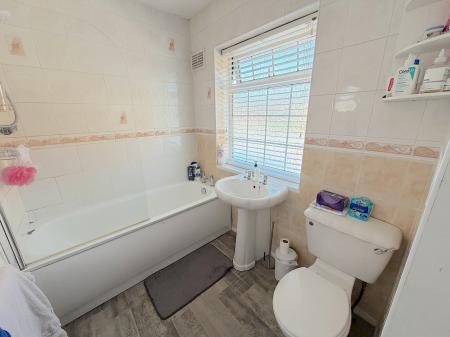 2 bedroom Semi-detached house for sale in Colman Avenue, Wolverhampton, WV11