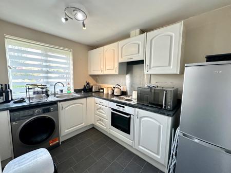 1 bedroom Ground floor flat for sale in Holyhead Road, Wednesbury, Wednesbury, WS10