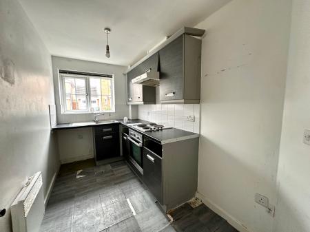 2 bedroom Apartment for sale in Doughty Close, Tipton, DY4