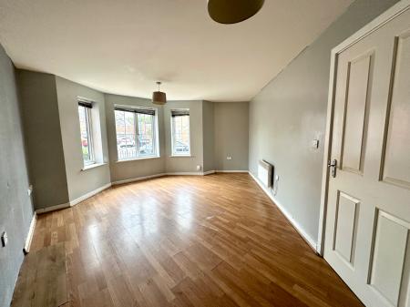 2 bedroom Apartment for sale in Doughty Close, Tipton, DY4