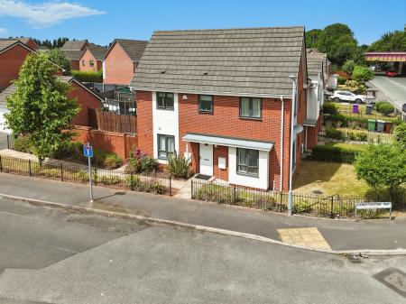3 bedroom End of terrace house for sale in Constantine Way, Bilston, WV14