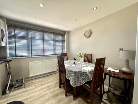 3 bedroom Detached bungalow for sale in Newman Road, Tipton, DY4